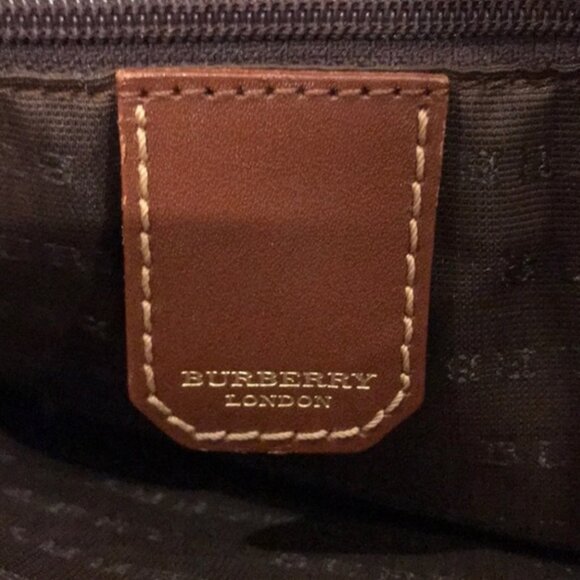 Burberry Check Pattern Shoulder Bag - Picture 5 of 11